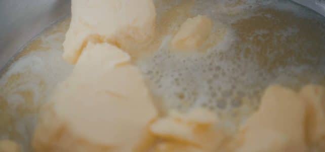 Conséquences de consommer du beurre périmé : risques et précautions